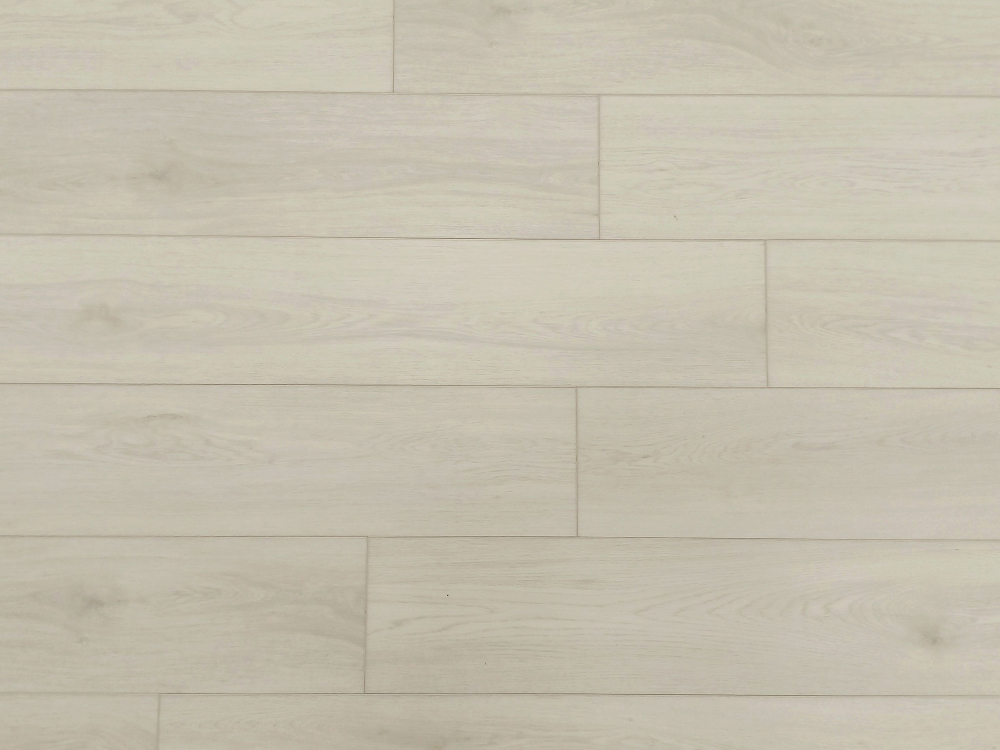 SPC Flooring Ton de bois de frêne 7,25 × 48 